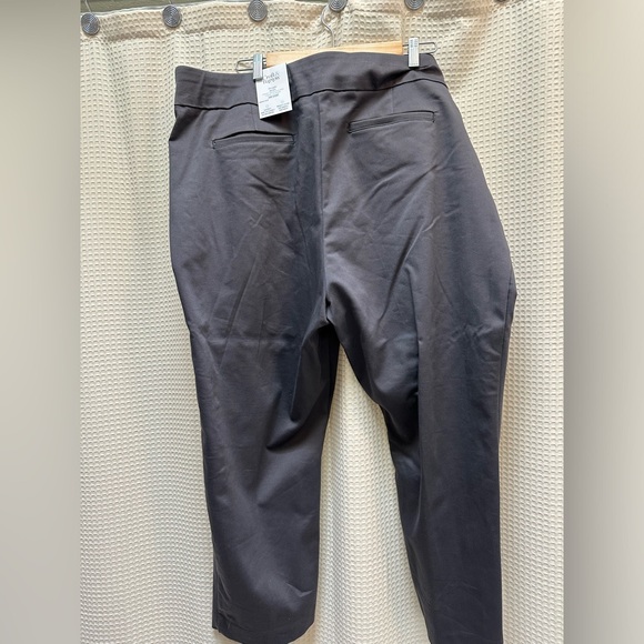 Croft & Barrow effortless stretch pant, size 24S - Picture 4 of 5